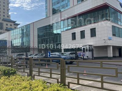 Паркинг · 30 м² · Сыганак 43 — БЦ Ансар. Айплюс. за 18 000 ₸ в Астане, Есильский р-н