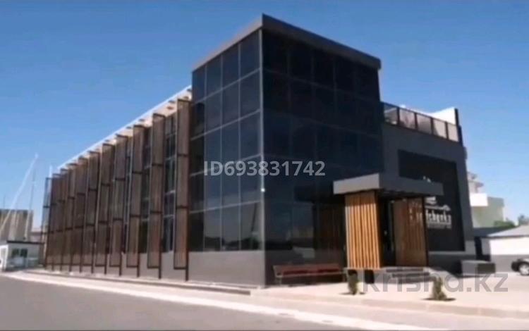 Свободное назначение, офисы, общепит • 1500 м² за ~ 5.5 млн 〒 в Актау, 4А мкр — фото 2