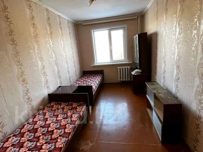 2-комнатная квартира, 45 м², 4/5 этаж, Хамида чурина 162 за 11.2 млн 〒 в Уральске