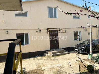 Отдельный дом · 4 комнаты · 190 м² · 10 сот., мкр Самал-2 2 — Сзади магазина Изуми за 69 млн ₸ в Шымкенте, Абайский р-н
