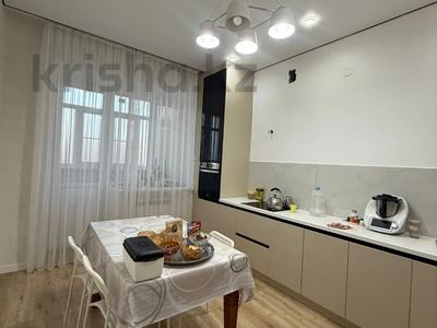2-комнатная квартира · 80 м² · 9/9 этаж, мкр. Алтын орда, алия молдагулова за 39 млн ₸ в Актобе
