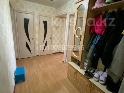 3-комнатная квартира · 68 м² · 1/4 этаж, Ауэзова 23/3 — Магазин "Дубок".Коробка.ош√3.ФОК. за 11 млн 〒 в Есиль
