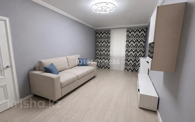 2-комнатная квартира · 65.1 м² · 15/19 этаж, Аманжолов 28/2 за 350 000 ₸ в Астане, Сарайшык р-н — фото 2
