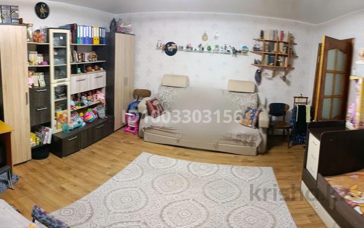 2-бөлмелі пәтер · 50 м² · 4/5 қабат, мкр Юго-Восток, Мкр Юго-Восток, 30й микрорайон, улица Рыскулова 5 — Аян супермаркет, бағасы: 23 млн ₸ в Караганде, Казыбек би р-н — фото 2