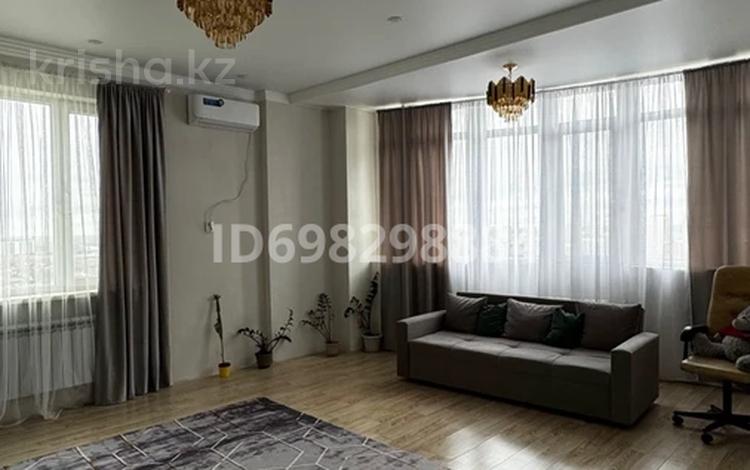 3-бөлмелі пәтер, 93 м², 17/18 қабат, Кенесары 4 — Кумисбекова, бағасы: 44 млн 〒 в Астане, Сарыарка р-н — фото 2