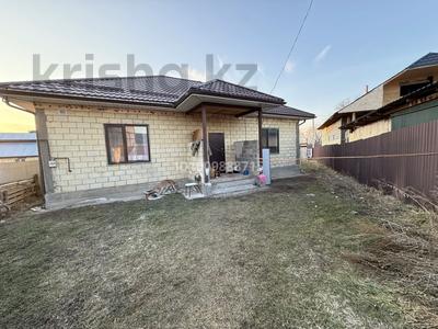 Отдельный дом · 4 комнаты · 120 м² · 6 сот., Рыскулбекова — Лучше заезжать по главной улице Шуленова за 35 млн 〒 в Бирлик