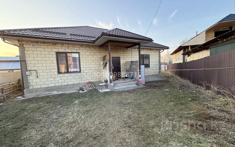Отдельный дом · 4 комнаты · 120 м² · 6 сот., Рыскулбекова — Лучше заезжать по главной улице Шуленова за 35 млн 〒 в Бирлик — фото 10