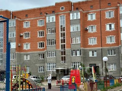 4-комнатная квартира · 120 м² · 3/5 этаж, мкр. Алтын орда, Халела Досмухамедулы 32 за 37 млн 〒 в Актобе