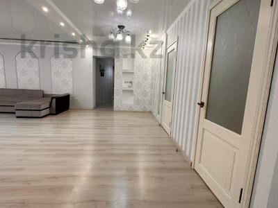 3-бөлмелі пәтер · 122.3 м² · 8/9 қабат, 12 ш/а., бағасы: 37.5 млн ₸ в Актобе, мкр 12