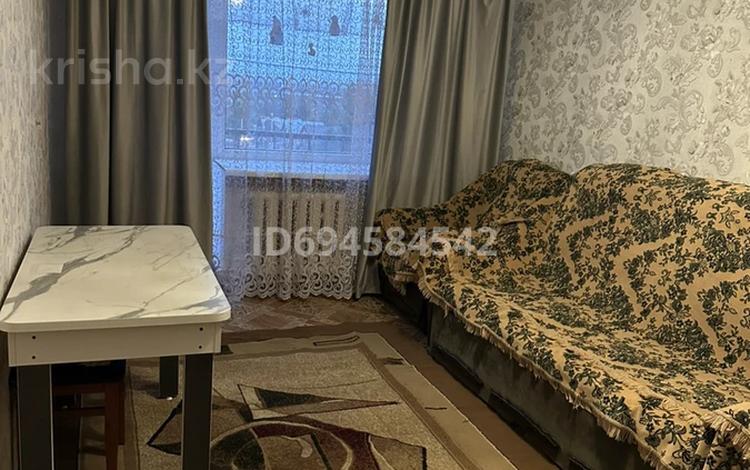 2-комнатная квартира · 42.7 м² · 5/5 этаж, мкр Михайловка , Прогресса 27 за 160 000 ₸ в Караганде, Казыбек би р-н — фото 2