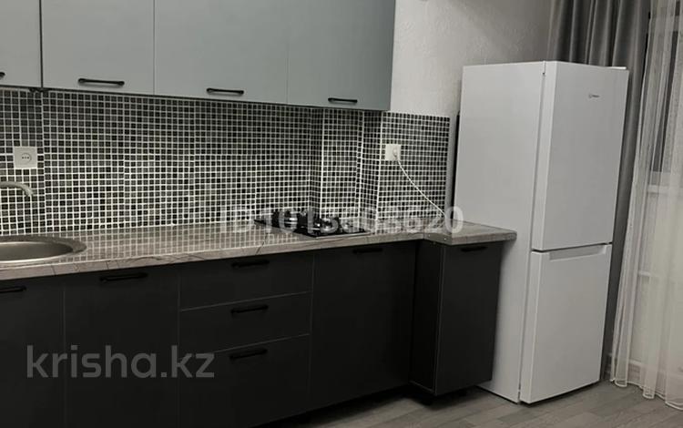 1-комнатная квартира · 42 м² · 1/5 этаж, мкр Мамыр-2 11 за 35.5 млн ₸ в Алматы, Ауэзовский р-н — фото 4