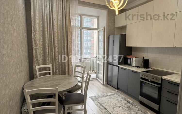 1-комнатная квартира · 48 м² · 3/10 этаж, ул. Байкена Ашимова 21А за 16 000 ₸ в Караганде — фото 8