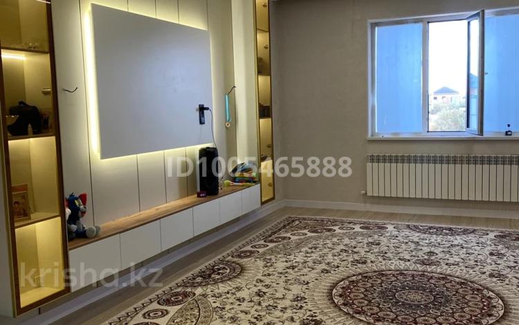 Отдельный дом · 5 комнат · 250 м² · 10 сот., Ибрагим Исаев — Мекенжайы Наурызда 8 кошеде орналаскан Адина магазин артында за 35 млн 〒 в  — фото 2