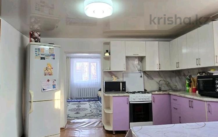 Отдельный дом · 3 комнаты · 55 м² · 2 сот., 2 пер.Кирпичный за 9 млн ₸ в Семее — фото 2