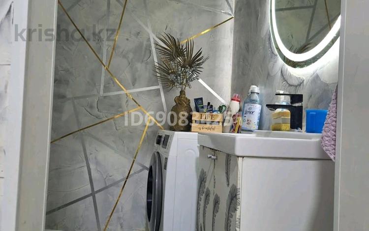 Отдельный дом · 3 комнаты · 150 м² · 9 сот., мкр Самал, 13 проезд 1 — Возле заправки гелиус за 39 млн ₸ в Атырау — фото 2