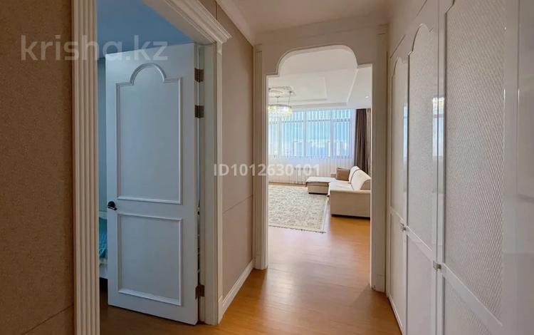 4-бөлмелі пәтер · 175 м² · 18/33 қабат, Ахмет Байтурсынулы 9, бағасы: 164 млн ₸ в Астане, Сарайшык р-н — фото 2