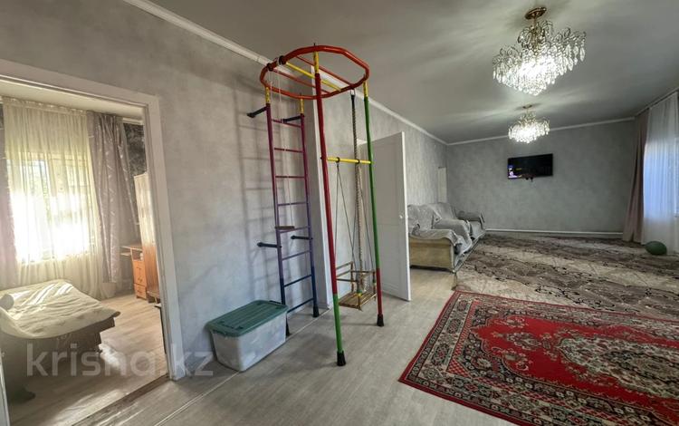 Часть дома · 3 комнаты · 70 м² · 8 сот., Карменова 64 за 23 млн ₸ в Семее — фото 2