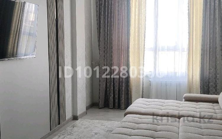 1-комнатная квартира · 56 м² · 6/9 этаж, мкр Шымсити Uly orda за 180 000 ₸ в Шымкенте, Абайский р-н — фото 2