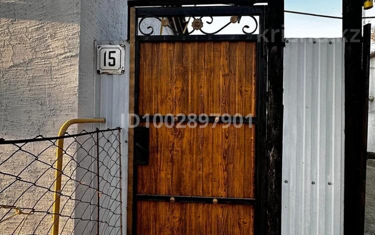 Отдельный дом · 4 комнаты · 102 м² · 4.4 сот., Наурыза Утегенова 15 — Пр-д Дуйсена Суйесинова за 25 млн ₸ в Атырау — фото 2