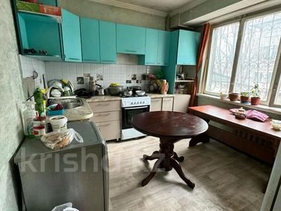3-комнатная квартира, 70 м², 1/3 этаж, дорожник 40 за 35 млн 〒 в Алматы