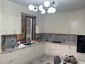 Отдельный дом · 5 комнат · 300 м² · 9 сот., Райымбека 93 за 155 млн ₸ в Абай — фото 7