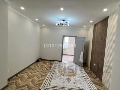 1-бөлмелі пәтер · 50.1 м² · 9/10 қабат, мкр Центральный, Абая 26, 26/1, 26/2, 26/3, бағасы: 200 000 ₸ в Атырау