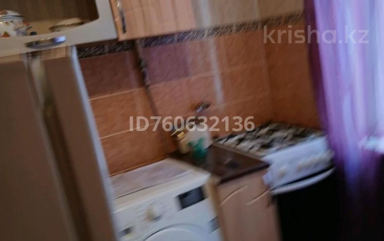 1-комнатная квартира · 34 м² · 1/5 этаж, Абая 37 17 за 100 000 ₸ в Уральске, мкр Школьник — фото 3