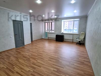 1-комнатная квартира, 46 м², 1/9 этаж, Жамбыла Жабаева 44 за 17.3 млн 〒 в Петропавловске