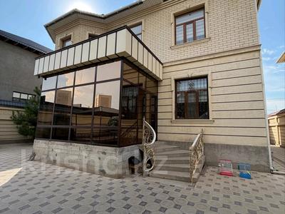 Жеке үй · 7 бөлме · 217 м² · , мкр Акжайык, Ул.Кокшетау 22, бағасы: 200 млн ₸ в Шымкенте, Абайский р-н