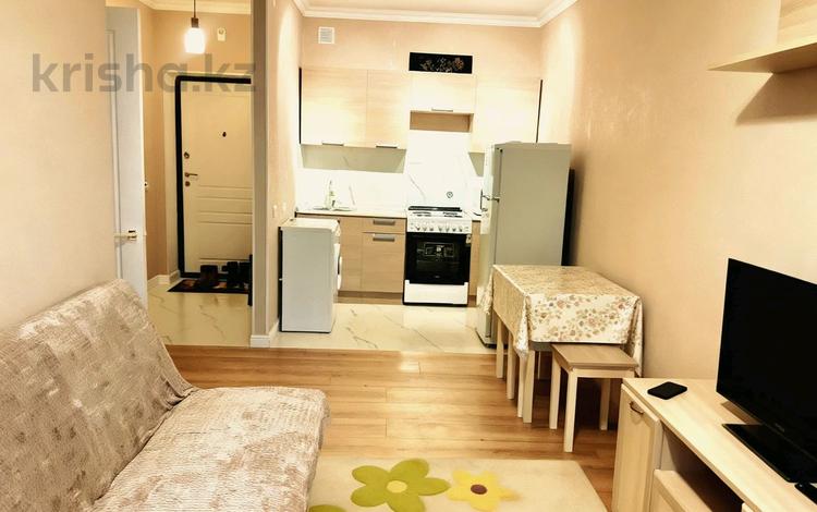 2-комнатная квартира · 40 м² · 11/12 этаж, Мангилик Ел 40/2 за 220 000 ₸ в Астане, Есильский р-н — фото 2