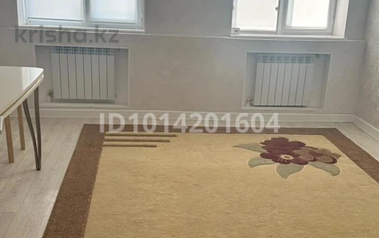 2-комнатная квартира · 62 м² · 3/5 этаж, 31Б мкр 32 за 140 000 ₸ в Актау — фото 2