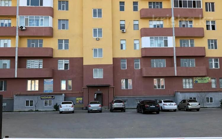 3-комнатная квартира, 85 м², 2/8 этаж, 35-мкр 5 за 12.5 млн 〒 в Актау, 35-мкр — фото 2