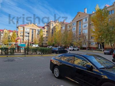 4-комнатная квартира · 165 м² · 3/5 этаж, мкр. Алтын орда, Тауелсиздик 3 — Молдагулова за 68.5 млн 〒 в Актобе