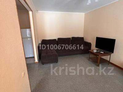 2-бөлмелі пәтер · 45 м² · 1/5 қабат, Жаңа қала ш/а., Гоголя 66, бағасы: 165 000 ₸ в Караганде, Казыбек би р-н