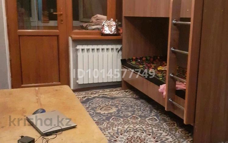 3-комнатная квартира · 54.5 м² · 3/4 этаж, Тонкуруш 8 за 110 000 ₸ в Таразе — фото 2