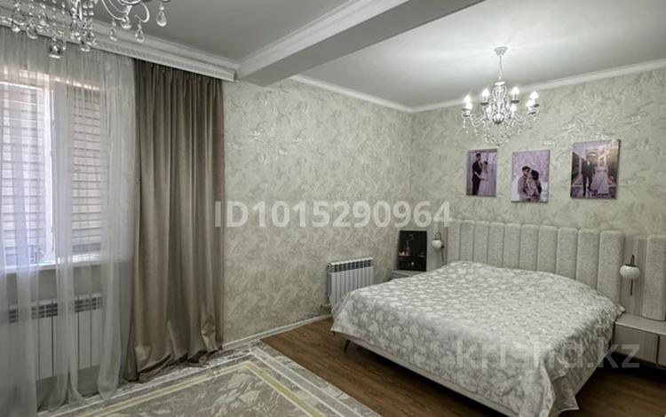 Жеке үй · 4 бөлме · 250 м² · 10 жүзд., Магжан жумабаев 10 — Байауыл 3-10, бағасы: 35 млн ₸ в Жанаозен — фото 2