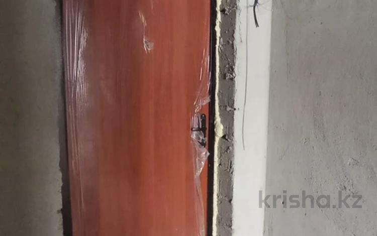 1-комнатная квартира · 35.1 м² · 2/3 этаж, юго восток — сзади Дины за 8.5 млн ₸ в Уральске — фото 2