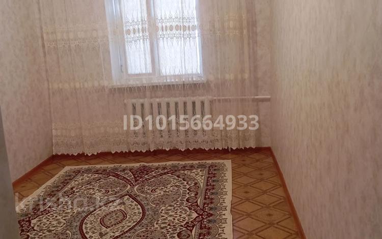 3-бөлмелі пәтер · 57.7 м² · 5/5 қабат, 27 А — вокзал және Дина базар қасында, бағасы: 15 млн ₸ в Атырау, мкр Привокзальный-3А — фото 2