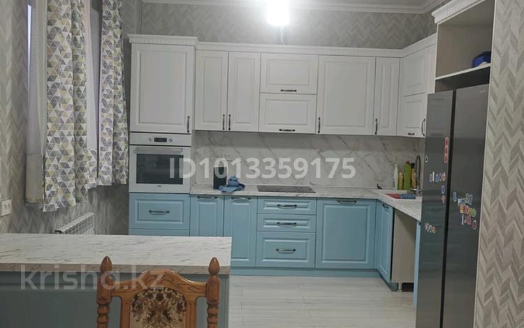 4-комнатная квартира · 120 м² · 7/20 этаж, мкр Юго-Восток, Мкр Юго-Восток. Камали Дуйсенбекова 44/2 — Камали Дуйсенбекова 44/2 за 400 000 ₸ в Караганде, Казыбек би р-н — фото 2