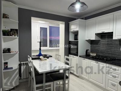 1-бөлмелі пәтер · 43 м² · 8/10 қабат, Қонаев ш/а. 67, бағасы: 18 млн ₸ в Уральске, мкр Кунаева