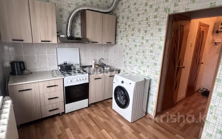2-комнатная квартира · 65 м² · 5/5 этаж, мкр Центральный, Канцева 2 за 150 000 〒 в Атырау — фото 2