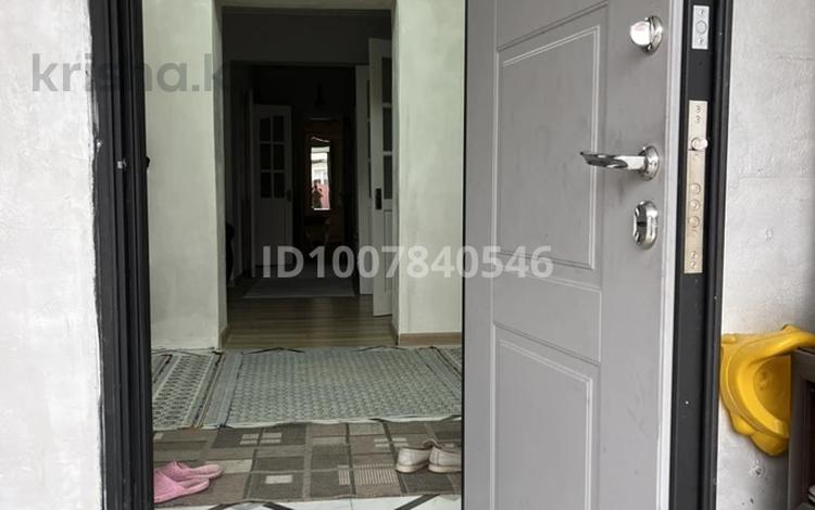 Жеке үй · 4 бөлме · 150 м² · 8 жүзд., Алғабас ш/а., Қыранқара 28 — Район рынка “жібек жолы”., бағасы: 80 млн ₸ в Алматы, Алатауский р-н — фото 2