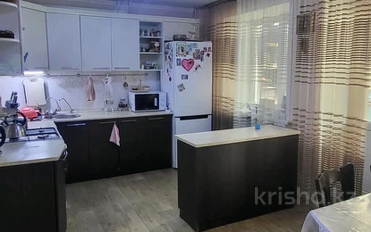4-комнатная квартира · 94.1 м² · 3/5 этаж, Ауэзова — 2школа, ЦОН за 24.5 млн ₸ в Кокшетау — фото 11