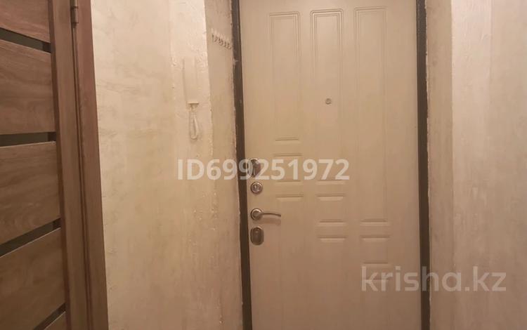 1-комнатная квартира · 38 м² · 4/5 этаж, Бектурганов 30 — Ескі болашак жанында Есенов көшесінде за 10 млн 〒 в  — фото 3