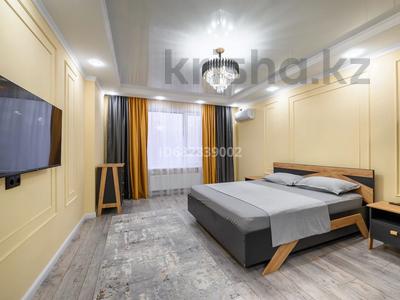 2-бөлмелі пәтер, 50 м², 4/9 қабат тәулігіне, Гагарина 245, бағасы: 27 000 〒 в Алматы, Бостандыкский р-н