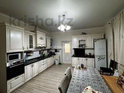 Отдельный дом · 5 комнат · 190 м² · 10 сот., Мкр 1 за 95 млн ₸ в Аккайын