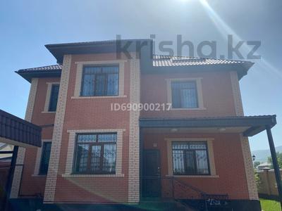 Отдельный дом · 8 комнат · 500 м², Аксай 14 за 1 млн 〒 в Бельбулаке (Мичурино)