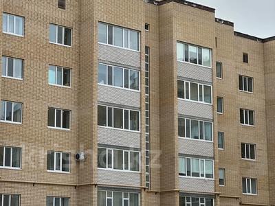Пәтерлер в Актюбинской обл.: 2-бөлмелі пәтер · 87.5 м² · 3/5 қабат, мкр. Алтын орда 19Л — ЖК СКОНУР, бағасы: 35 млн 〒 2-бөлмелі пәтер · 87.5 м² · 3/5 қабат, мкр. Алтын орда 19Л — ЖК СКОНУР, бағасы: 35 млн 〒 в Актобе