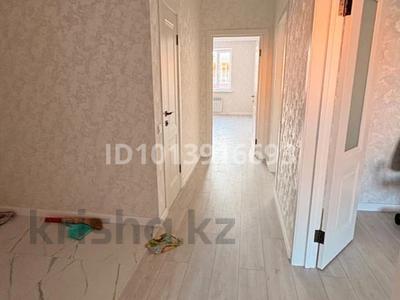 3-бөлмелі пәтер · 90.8 м² · 5/6 қабат, Алтын орда ш/а. 29/1, бағасы: 32 млн ₸ в Актобе, мкр. Алтын орда