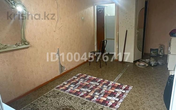 1-бөлмелі пәтер · 30 м² · 3/5 қабат, Самал 7мкр 27дом, бағасы: 8.7 млн 〒 в Таразе — фото 2